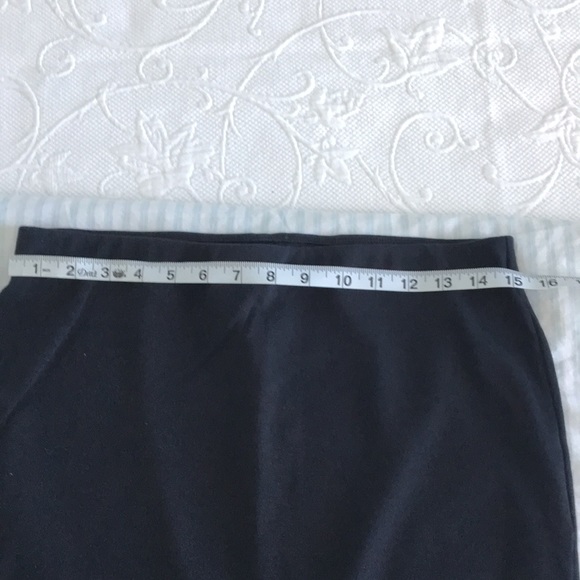 Old Navy black pencil skirt size medium - Picture 7 of 8